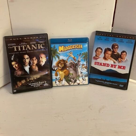 LIKE NEW Vintage Original release Titanic Madagascar Stand By Me DVDs - Picture 1 of 13